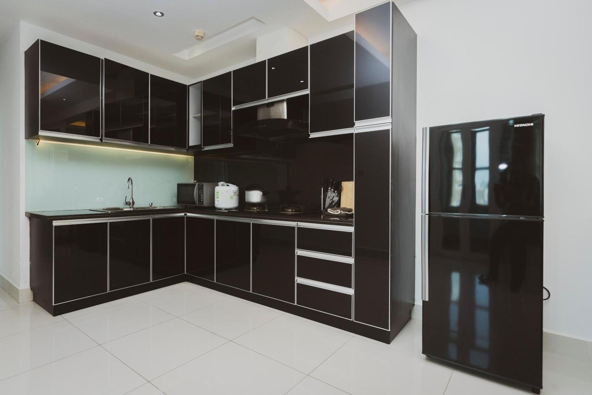 Naki Suites @ Silvertown Phnom-Penh Buitenkant foto