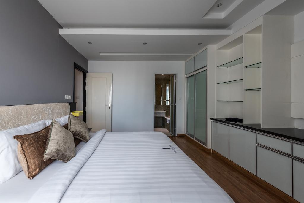 Naki Suites @ Silvertown Phnom-Penh Buitenkant foto